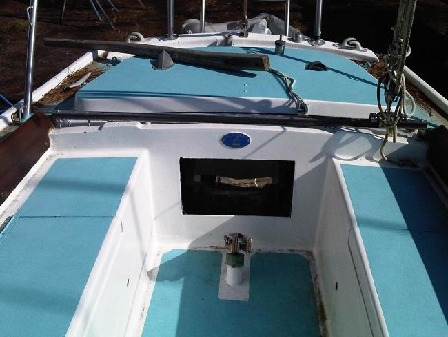 Name:  Looking aft.jpg
Views: 1934
Size:  44.5 KB