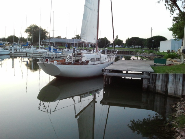 Name:  Cherokee on calm harbor.jpg
Views: 881
Size:  100.9 KB