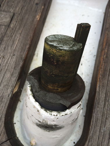 Name:  rudderbearing.JPG
Views: 16969
Size:  156.1 KB