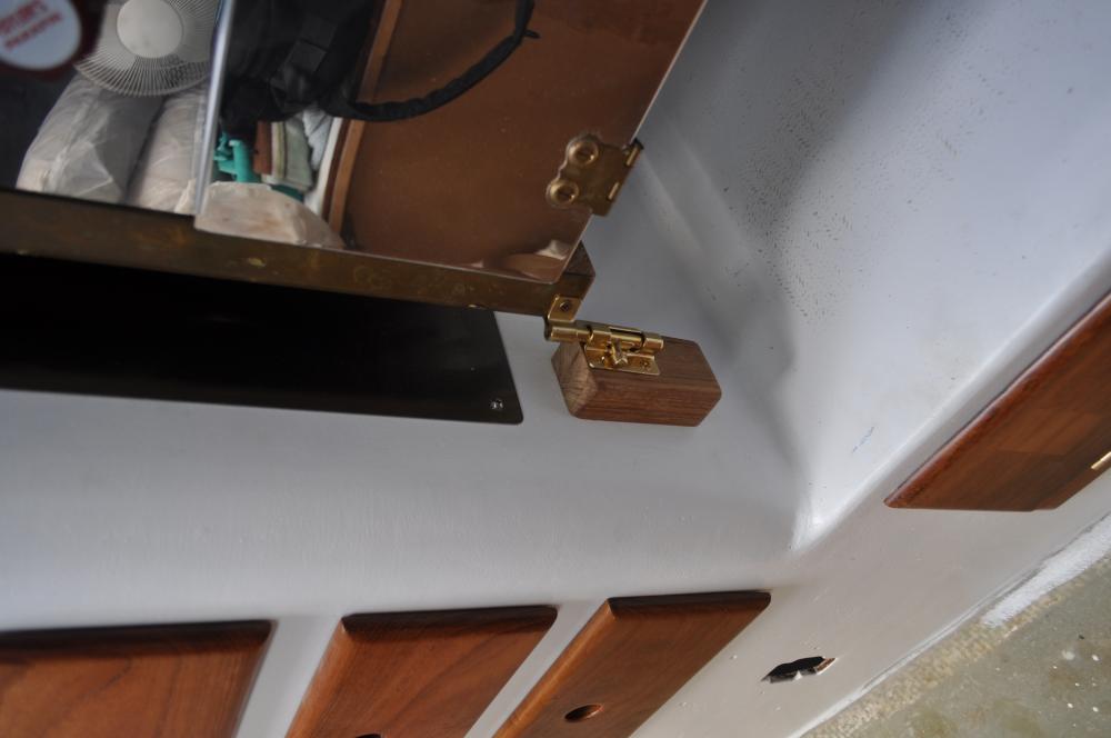 Name:  stove gimbal lock.jpg
Views: 4757
Size:  45.8 KB